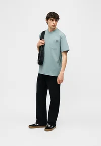 Camiseta Dickies Luray Pocket